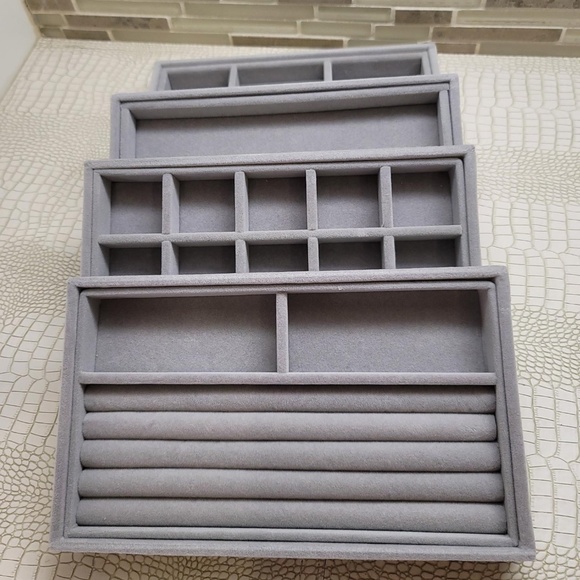 no brand Accessories - Jewelry Stacker *NEW